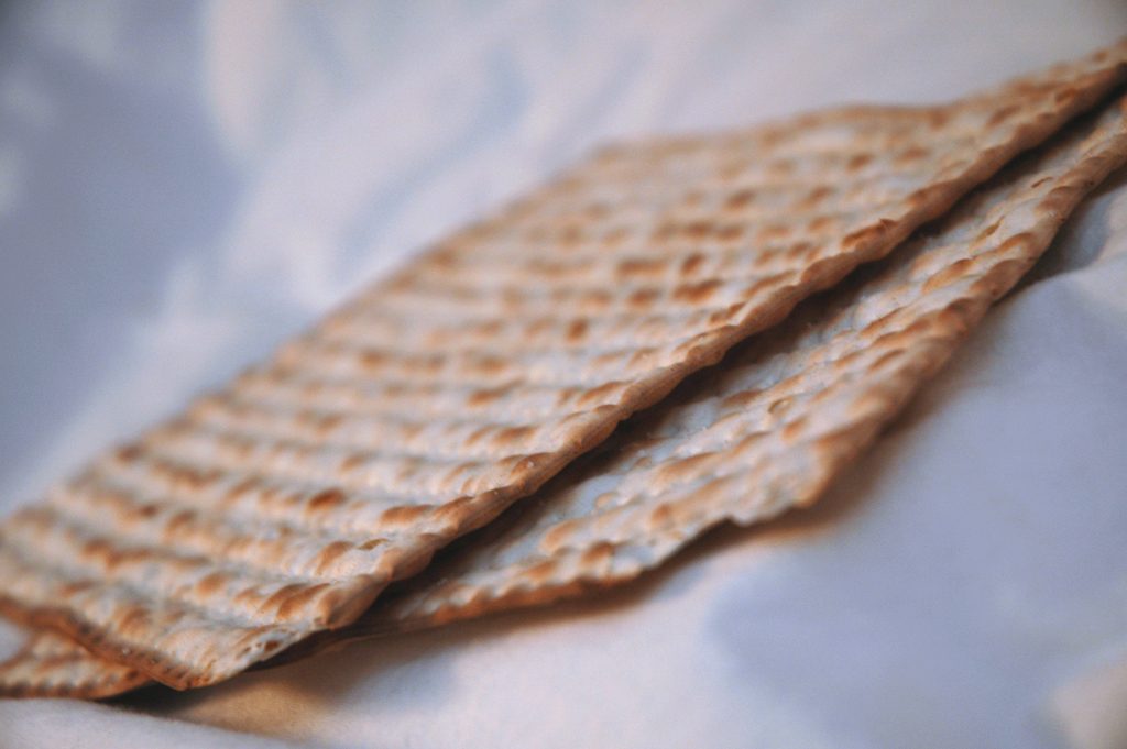 הפסח מתקרב, ועמו מגיעות כל מטלות הניקיון. פסח מסמן לרבים מאתנו סיבה לעשות סדר בדברים, לארגן מחדש, לרענן, לשפר את הקיים, וכך אני מאמינה שצריך לעשות גם בעסק. פסח הוא מבחינתי נקודת ציון לעסקים לרענון, ניקיון הטפל והתמקדות בעיקר.