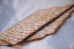 הפסח מתקרב, ועמו מגיעות כל מטלות הניקיון. פסח מסמן לרבים מאתנו סיבה לעשות סדר בדברים, לארגן מחדש, לרענן, לשפר את הקיים, וכך אני מאמינה שצריך לעשות גם בעסק. פסח הוא מבחינתי נקודת ציון לעסקים לרענון, ניקיון הטפל והתמקדות בעיקר.