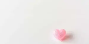 איך אתם מנהלים את מערכת היחסים שלכם עם הלקוחות שלכם? האם אתם יודעים לשמר אותם? האם אתם נותנים עדיפות ללקוחות חדשים או ותיקים?